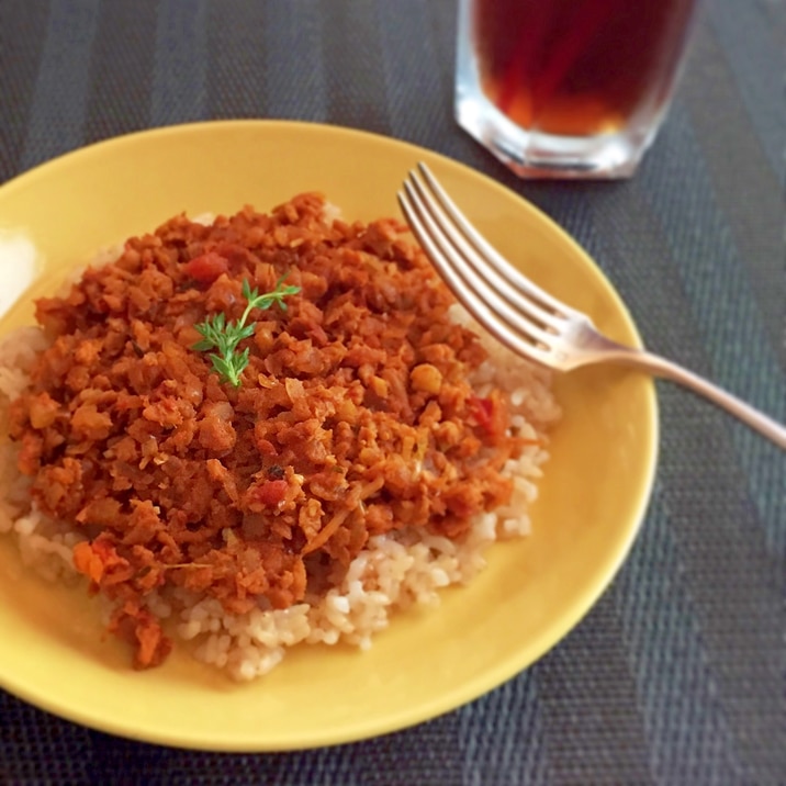 お肉無し☆大豆ミートを使ったキーマカレー